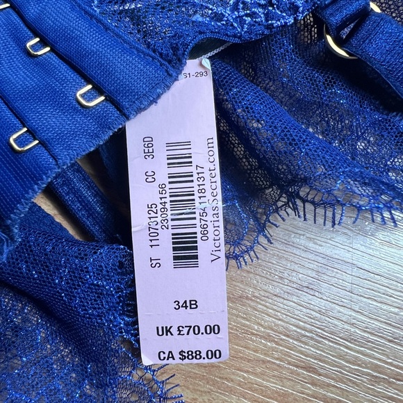 BRAND NEW VICTORIAS SECRET LINGERIE - Picture 3 of 3